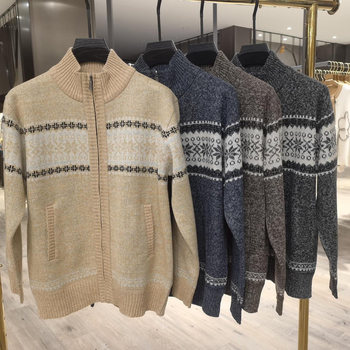 Full Zip Mens Sweater With Pouch - Yorkn Inc✅