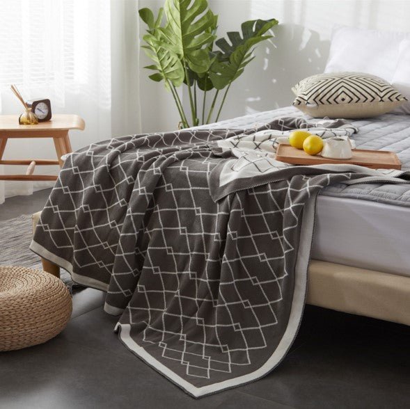 Knit Yarn Blanket - Yorkn Inc✅