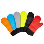 Silicone Heat Resistant Mitt view 2