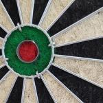 18 Inch Natural Sisal Dartboard Set With 6 Steel-tip Darts view 2