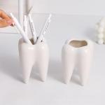 Tooth-shaped Ceramic Pen Holder view 2