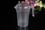 34 Oz clear Pitcher With Lid view 4