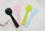 Plastic Sporks view 2